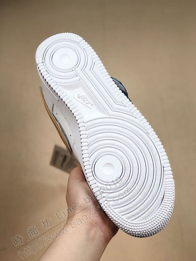 Nike男鞋 白深藍牛仔換鉤魔術貼 耐克空軍一號 經典百搭休閒運動板鞋 男女同款  hdx13123